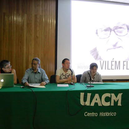 Sociedad dialógica — 01